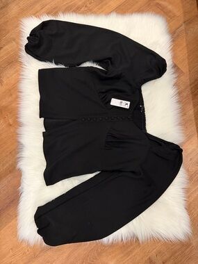 NWT - Express - Button-Front Bubble Sleeve Top - Size L